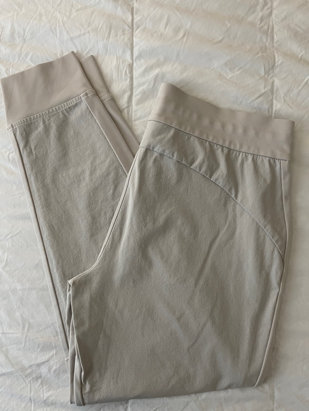 ATHLETA Headlands Hybrid Jogger in Bone - Picture 4 of 4